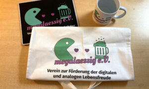 3er Set MegaMerch: MegaMug, MegaBag und MegaPad